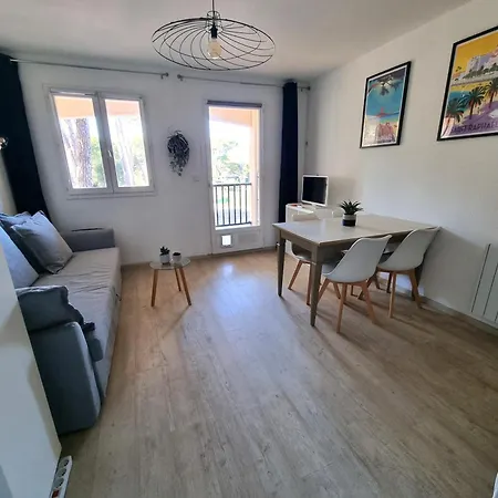 Apartament 4p Vue Piscine St Raphael Valescure - Au Coeur Des Golfs *